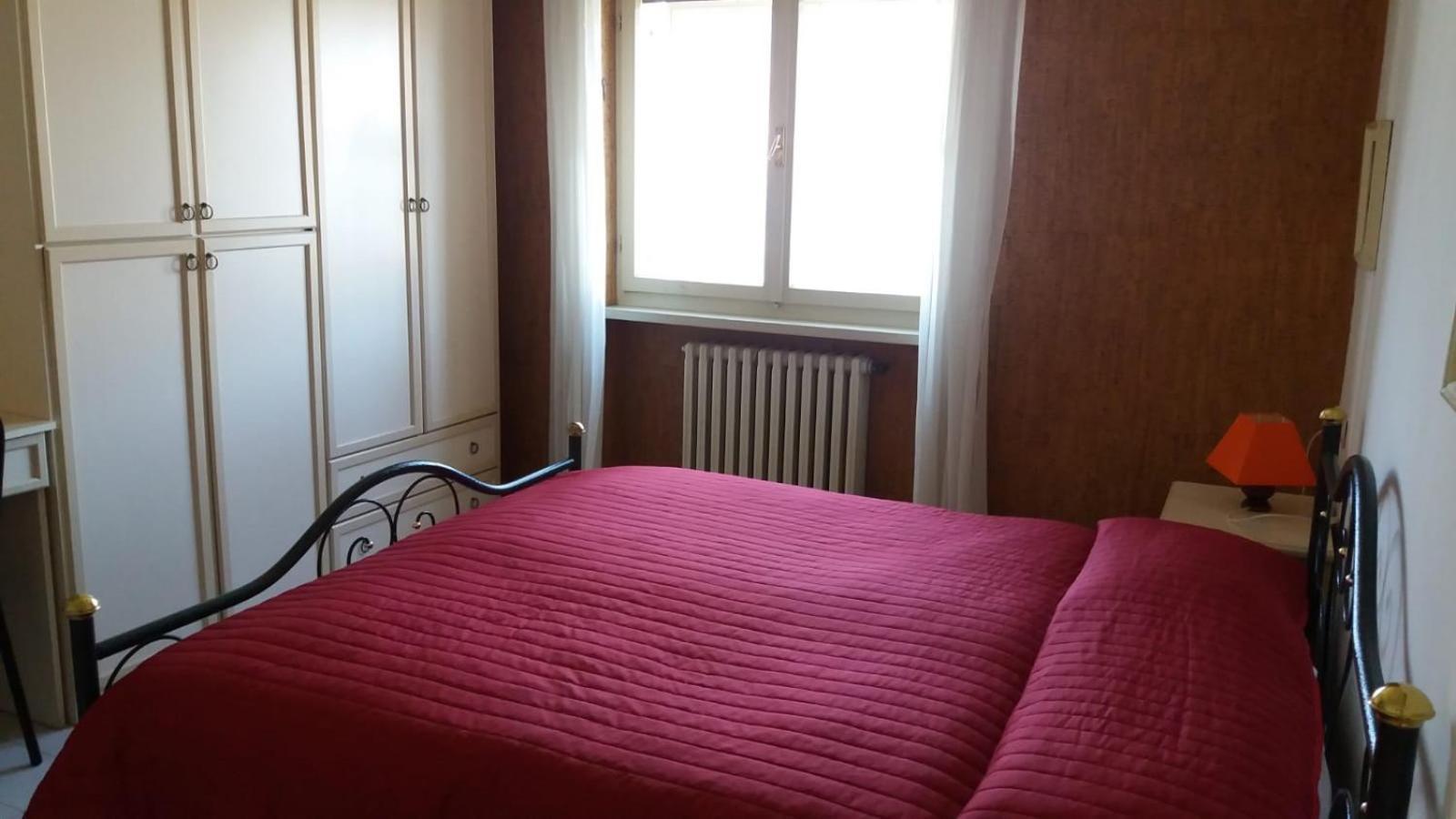 ברנצונה סול גארדה La Virgola Apartments מראה חיצוני תמונה