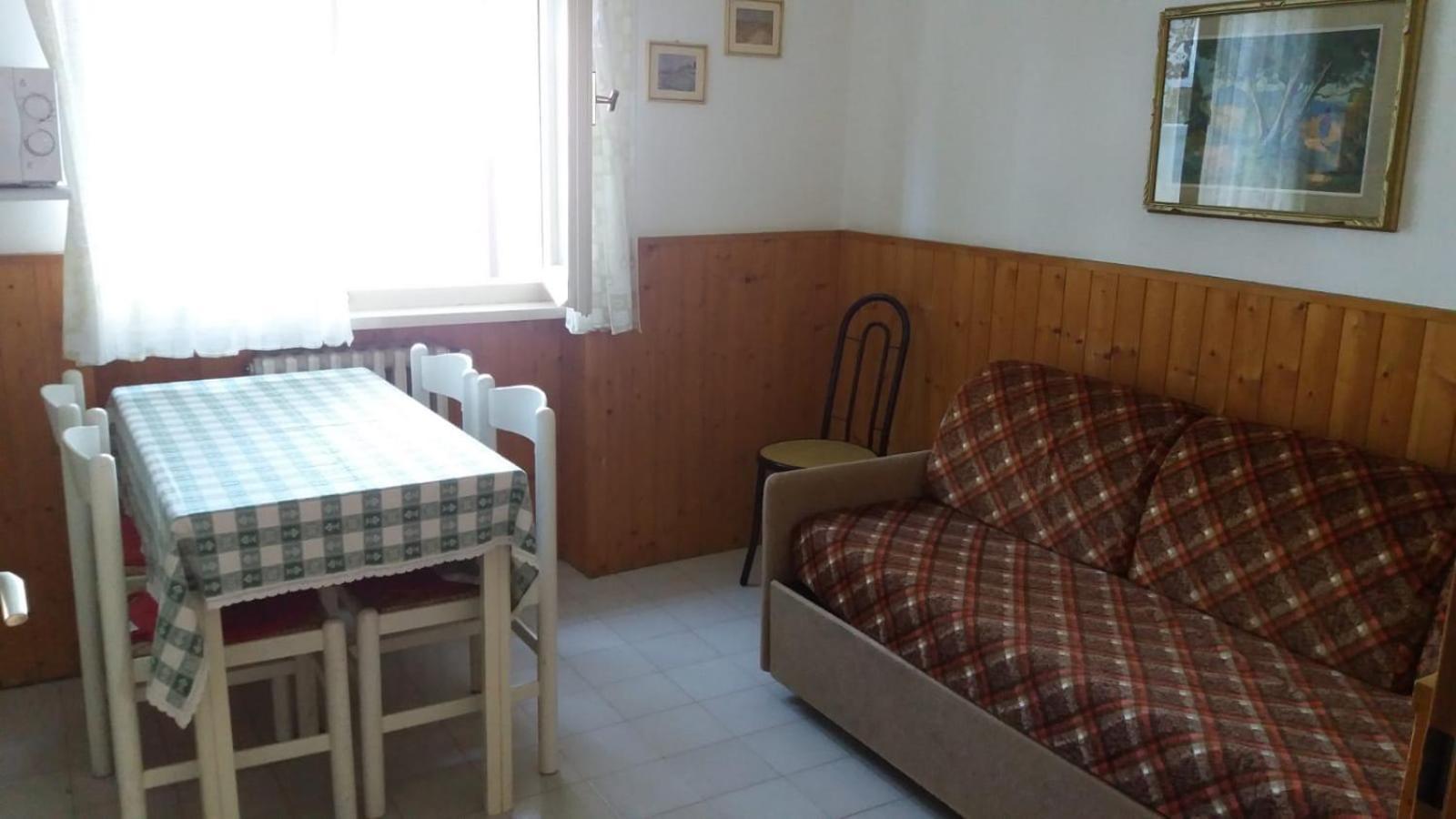 ברנצונה סול גארדה La Virgola Apartments מראה חיצוני תמונה