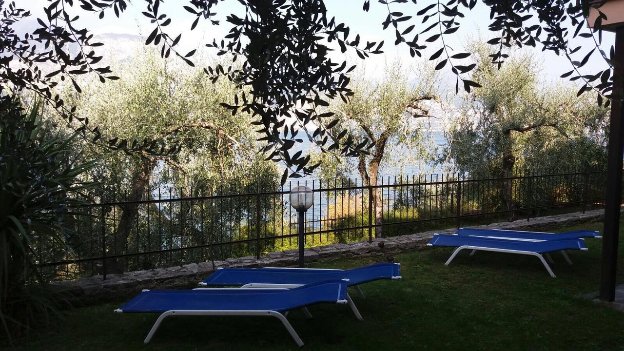 ברנצונה סול גארדה La Virgola Apartments מראה חיצוני תמונה